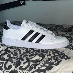 Adidas Grand Court